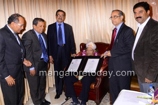 Nitte University confers Hon. Doctorate on Dr. K. R. Shetty in Mumbai